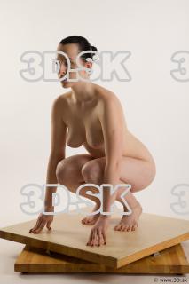 Kneeling reference of nude Hazel 0002